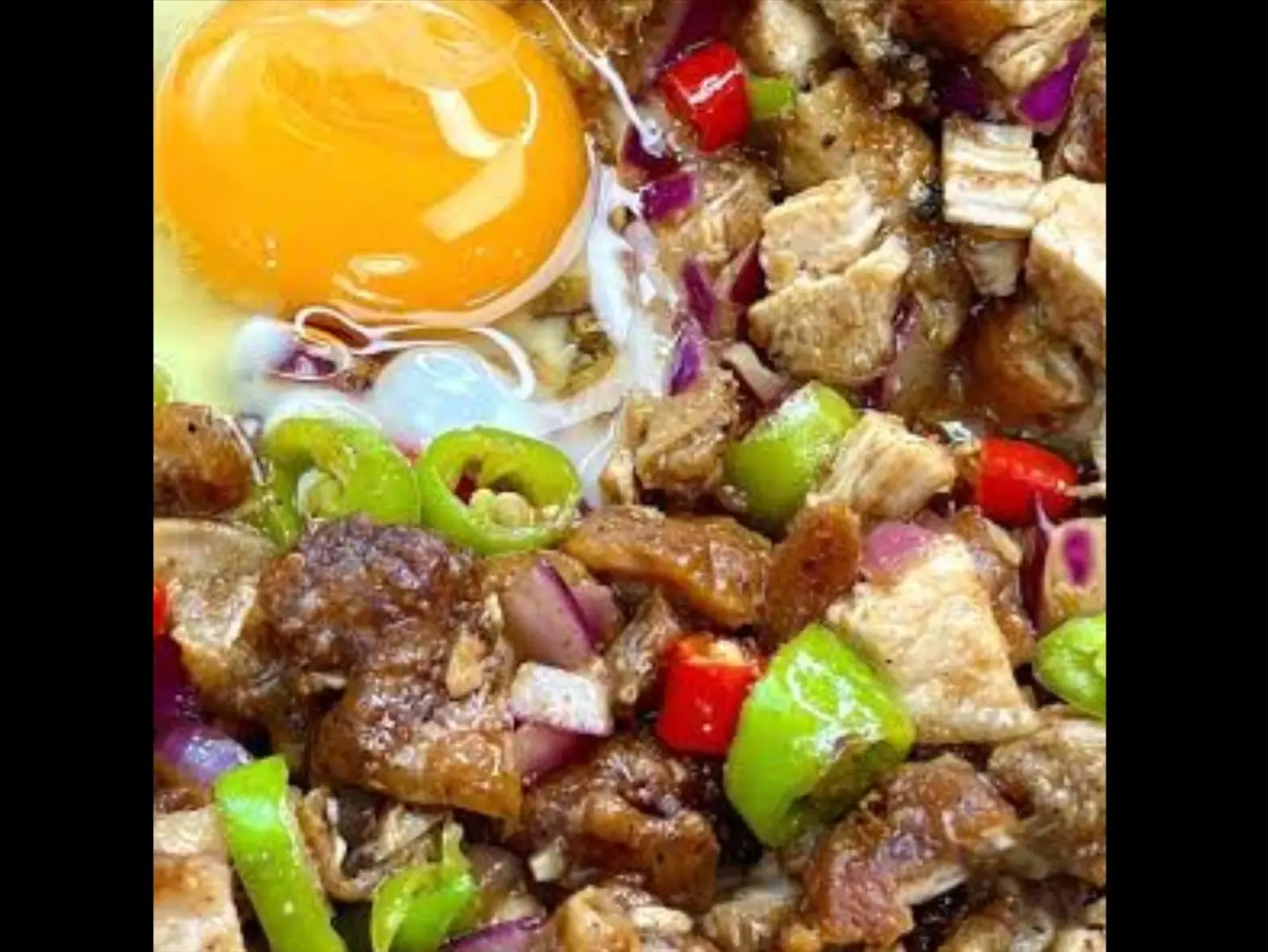 دجاج مقطع ساخن (على الصاج)