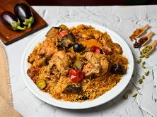 مقلوبة دجاج حبة