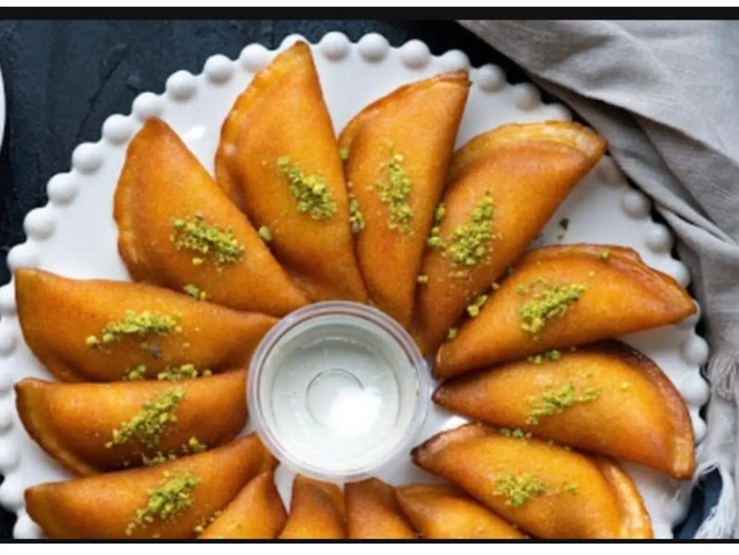 Qatayef With Cream - Half A Kilo