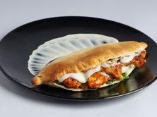 صمونه شيش طاووق