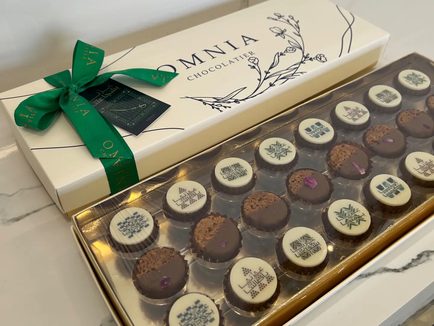 بوكس اليوم الوطني - ٢٤ قطعة