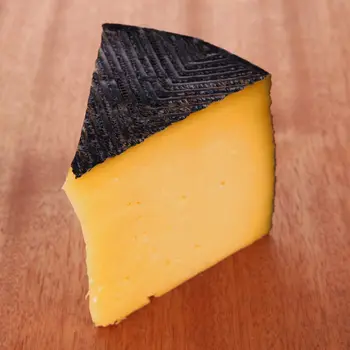 جبنة قديمة جودة هولندية سوداء
