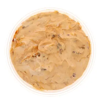 Fresh Labneh With Maqdoos