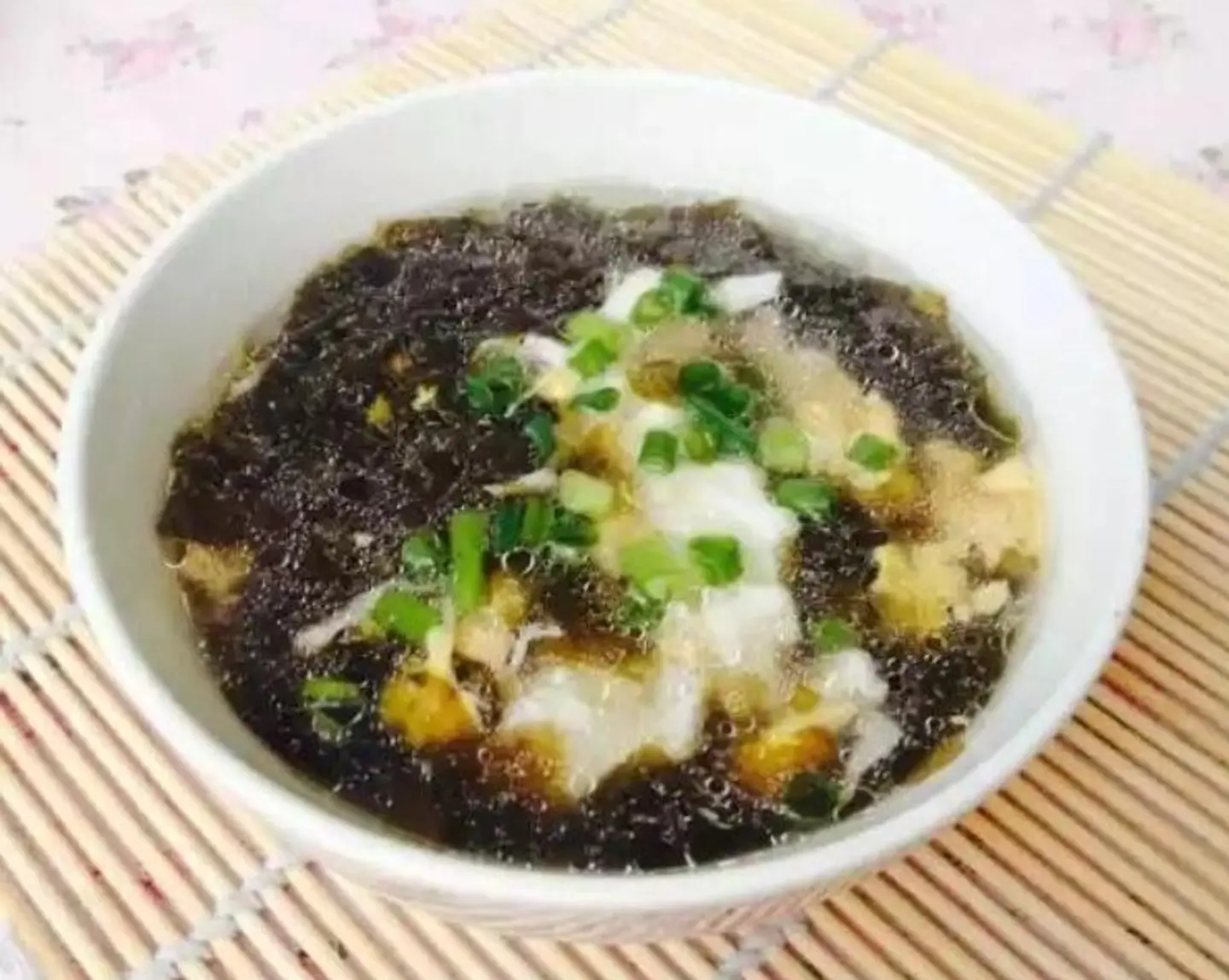 Seaweed Egg Drop Soup