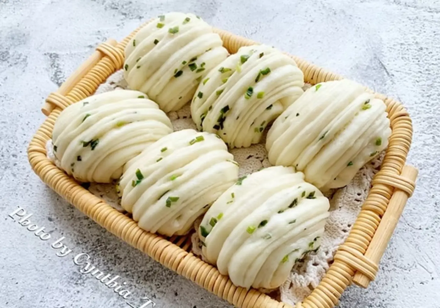 Steamed Huajuan Roll