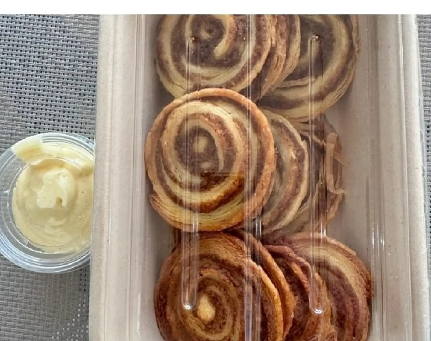 Flat Cinnamon