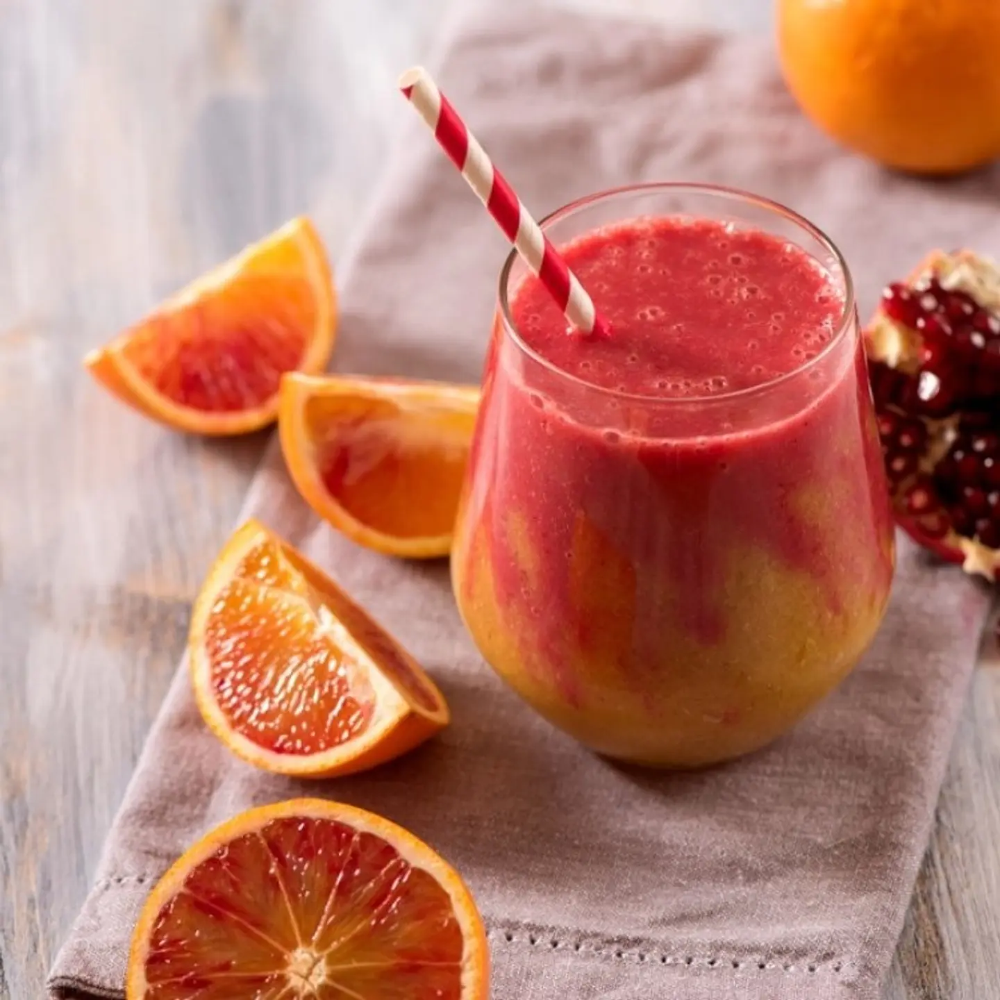Pomegranate And Orange - Medium Cup