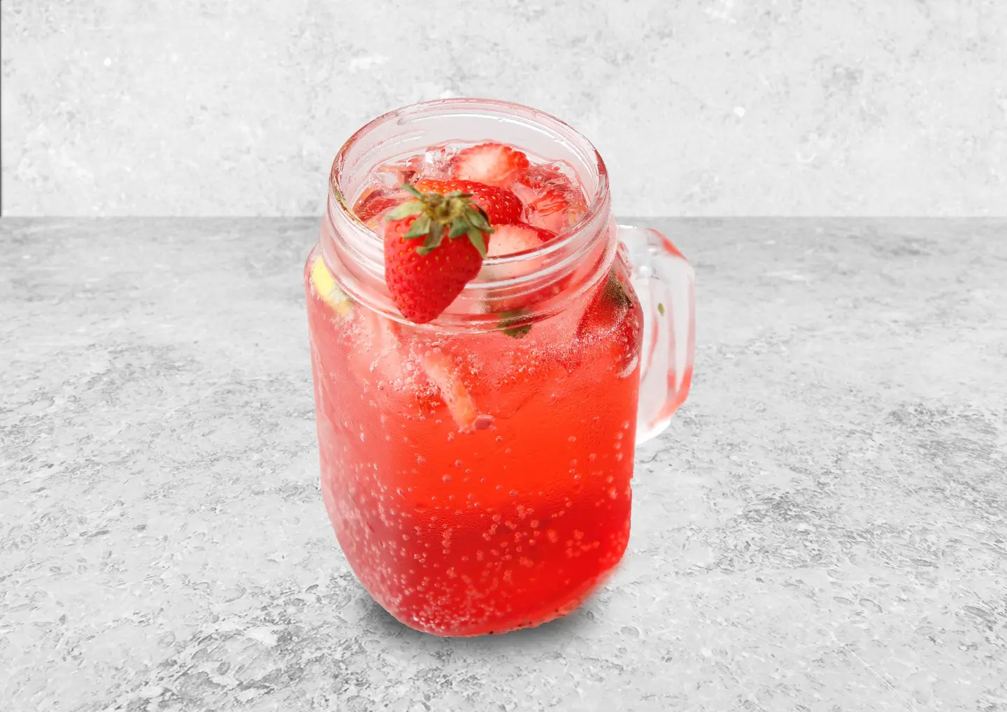 Strawberry Mojito - Medium Cup