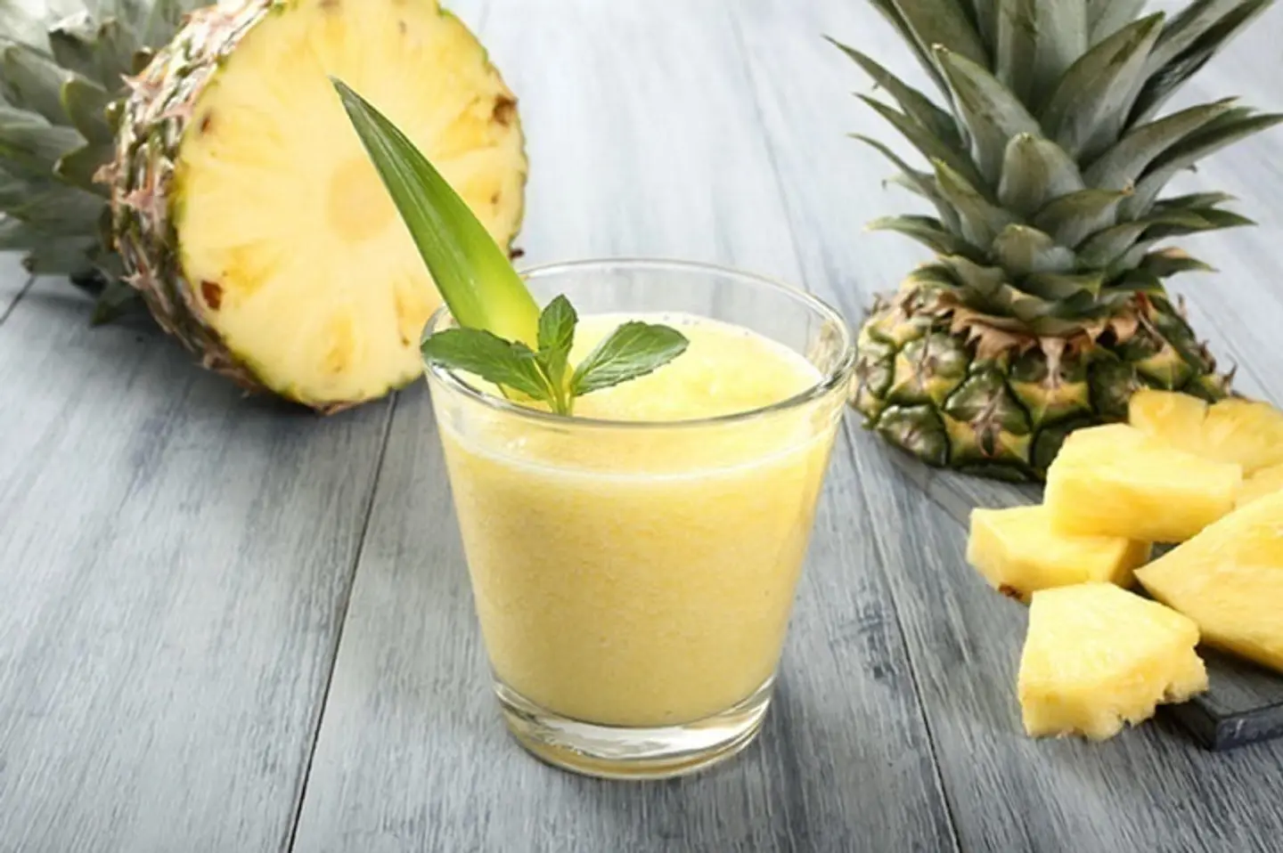 Pineapple - Medium Cup