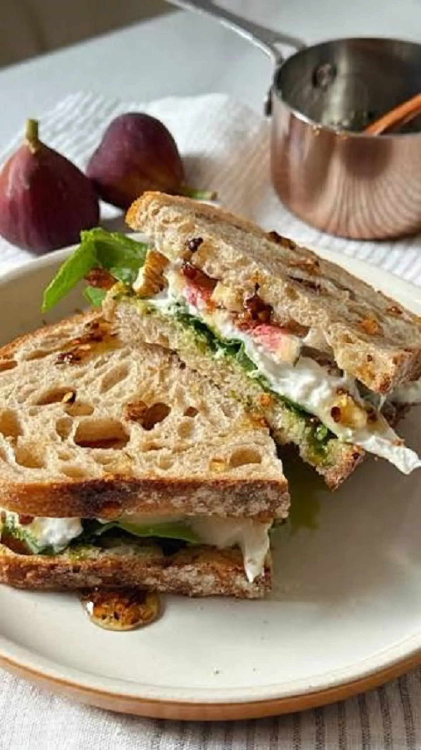 Rasha Sandwich