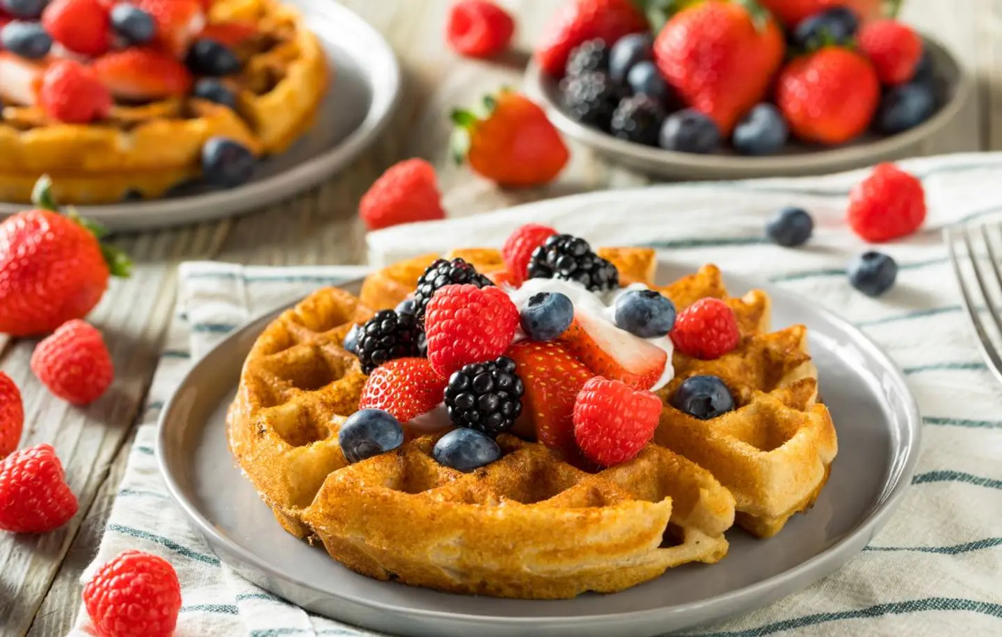 Royal Waffle With Fruits