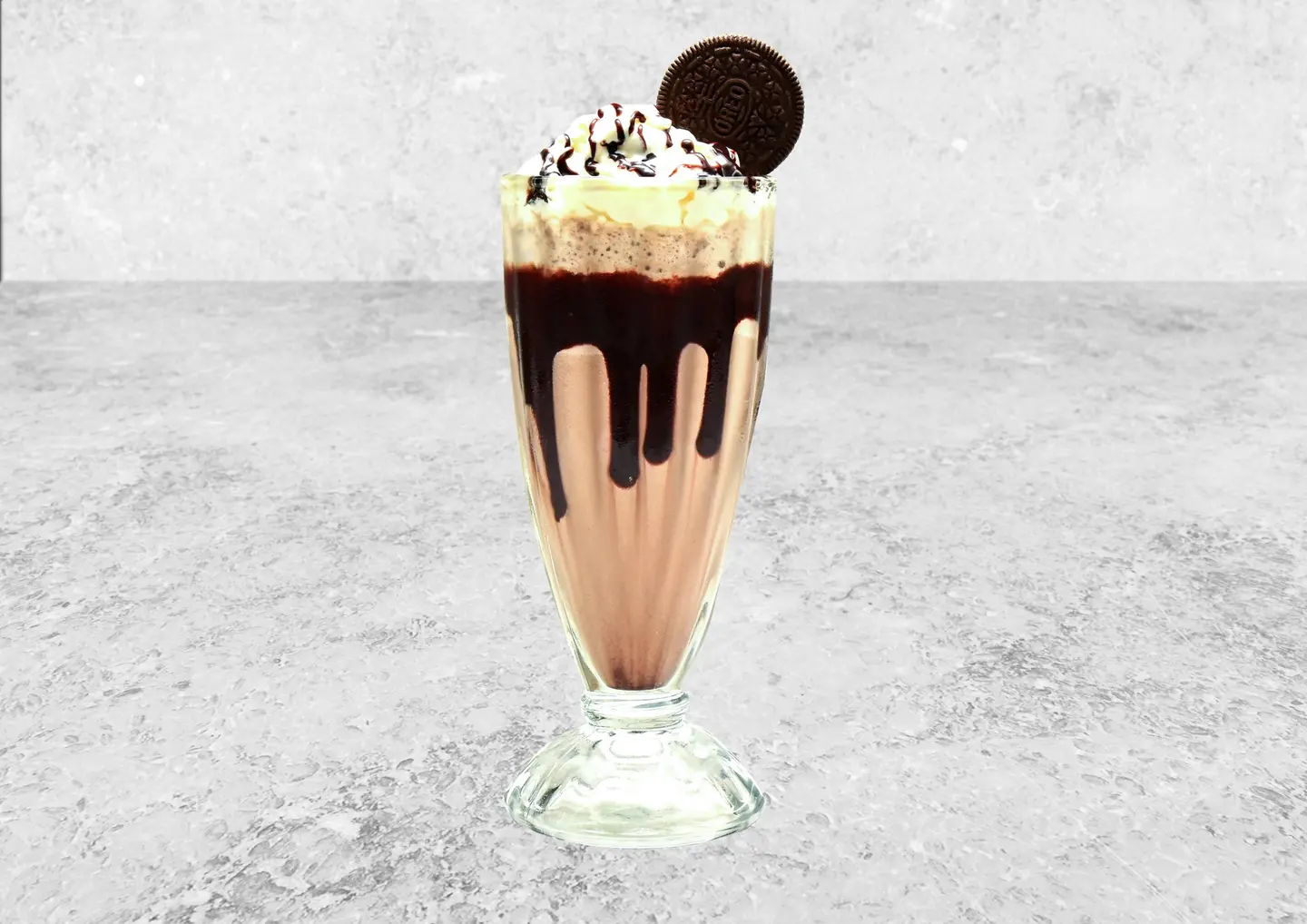 Oreo Milkshake - Medium