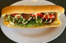 ساندويتش فلافل مشكل بالصامولي