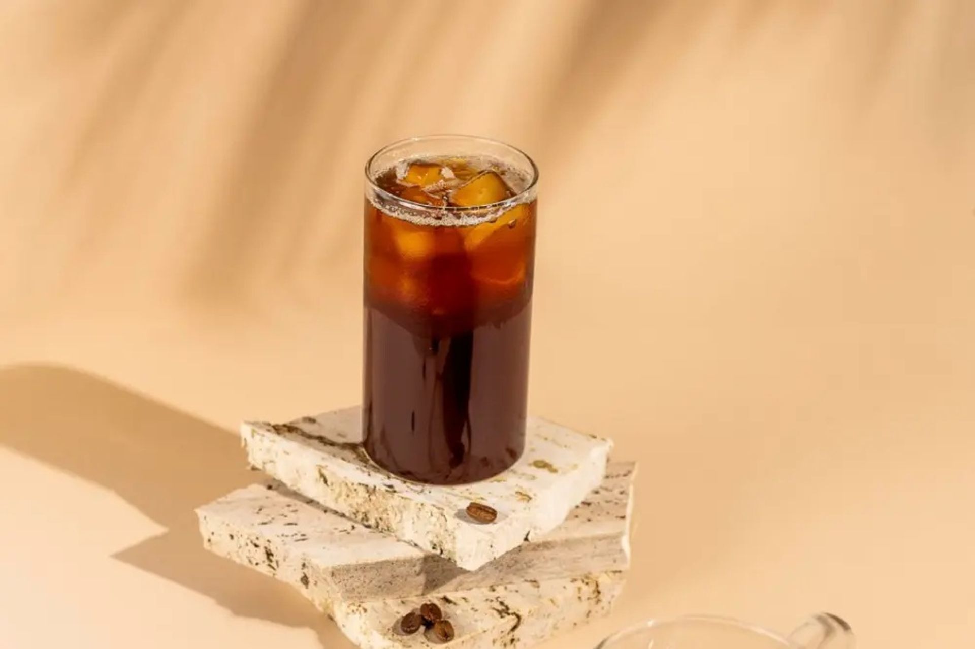 قهوة اليوم الباردة - صغير