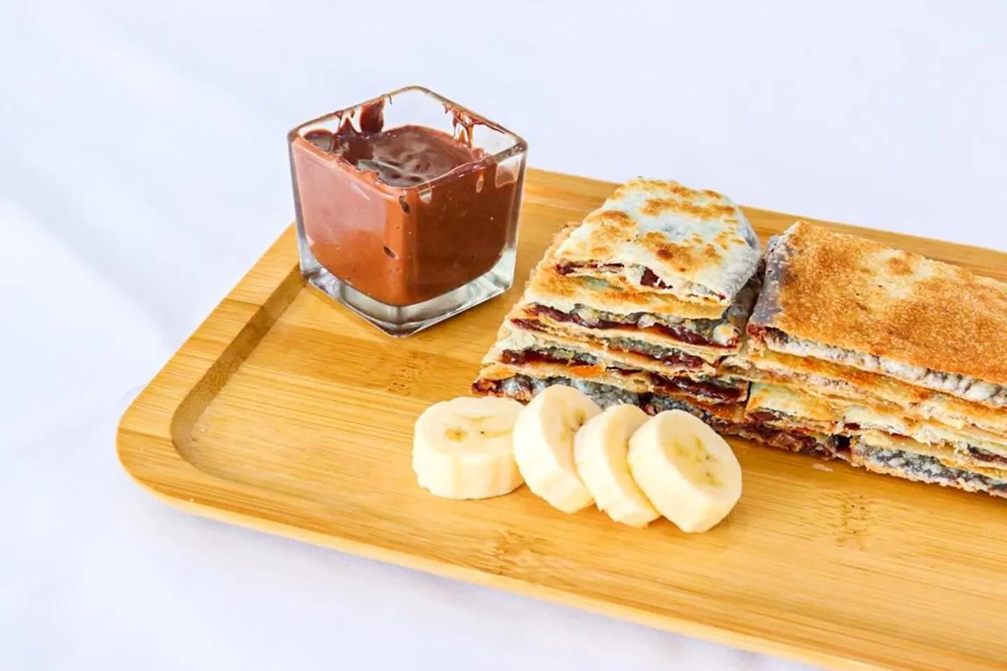 Mix Cream, Nutella And Banana Mutabbak