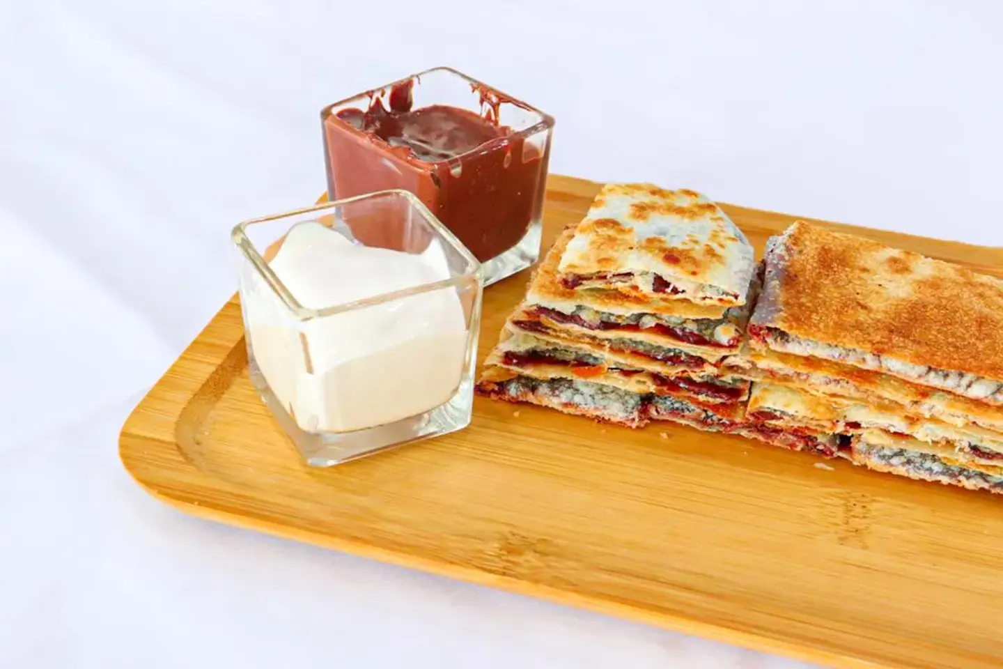 Mix Cream Cheese With Nutella Mutabbak