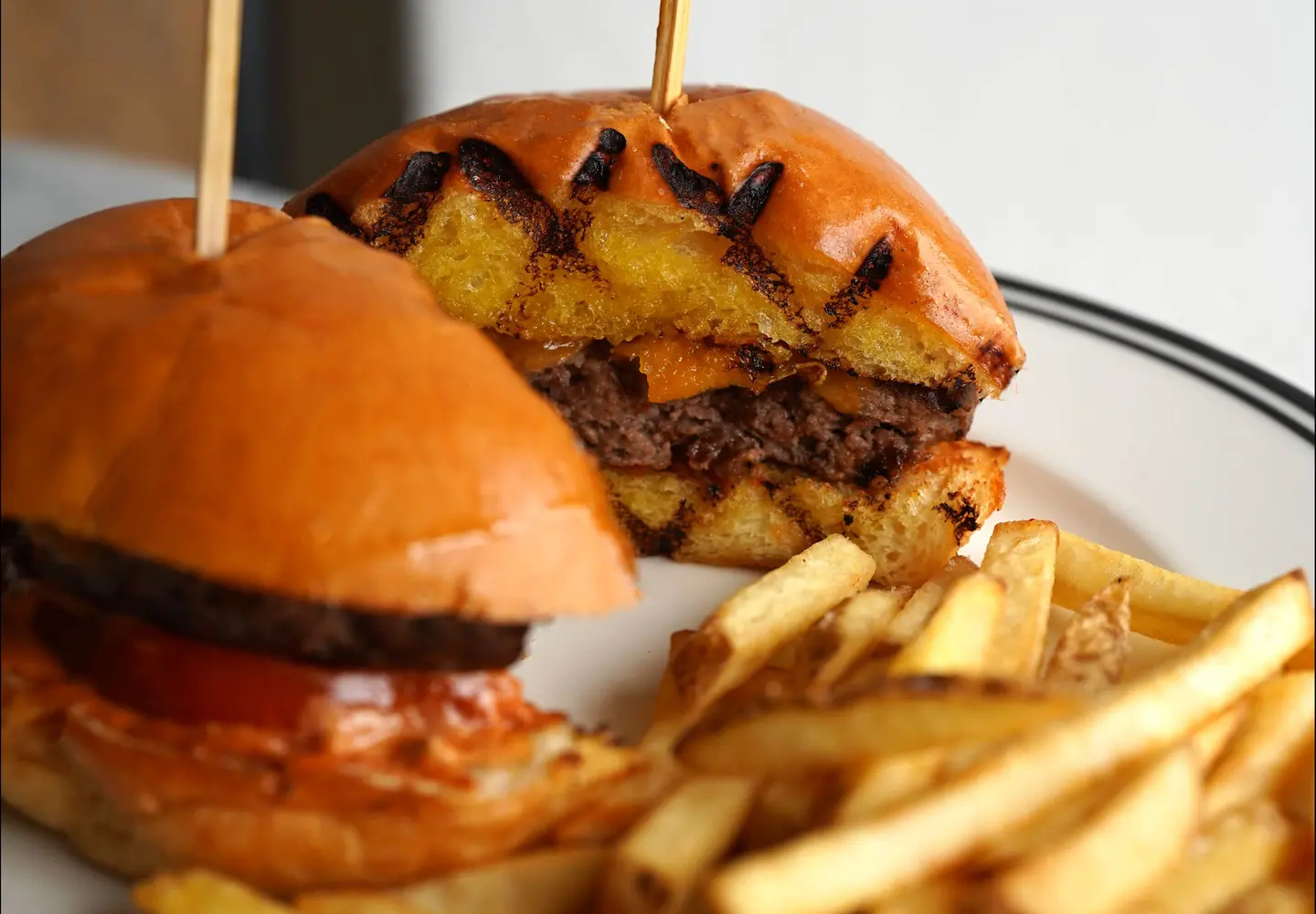 Bingo Grilled Beef Burger