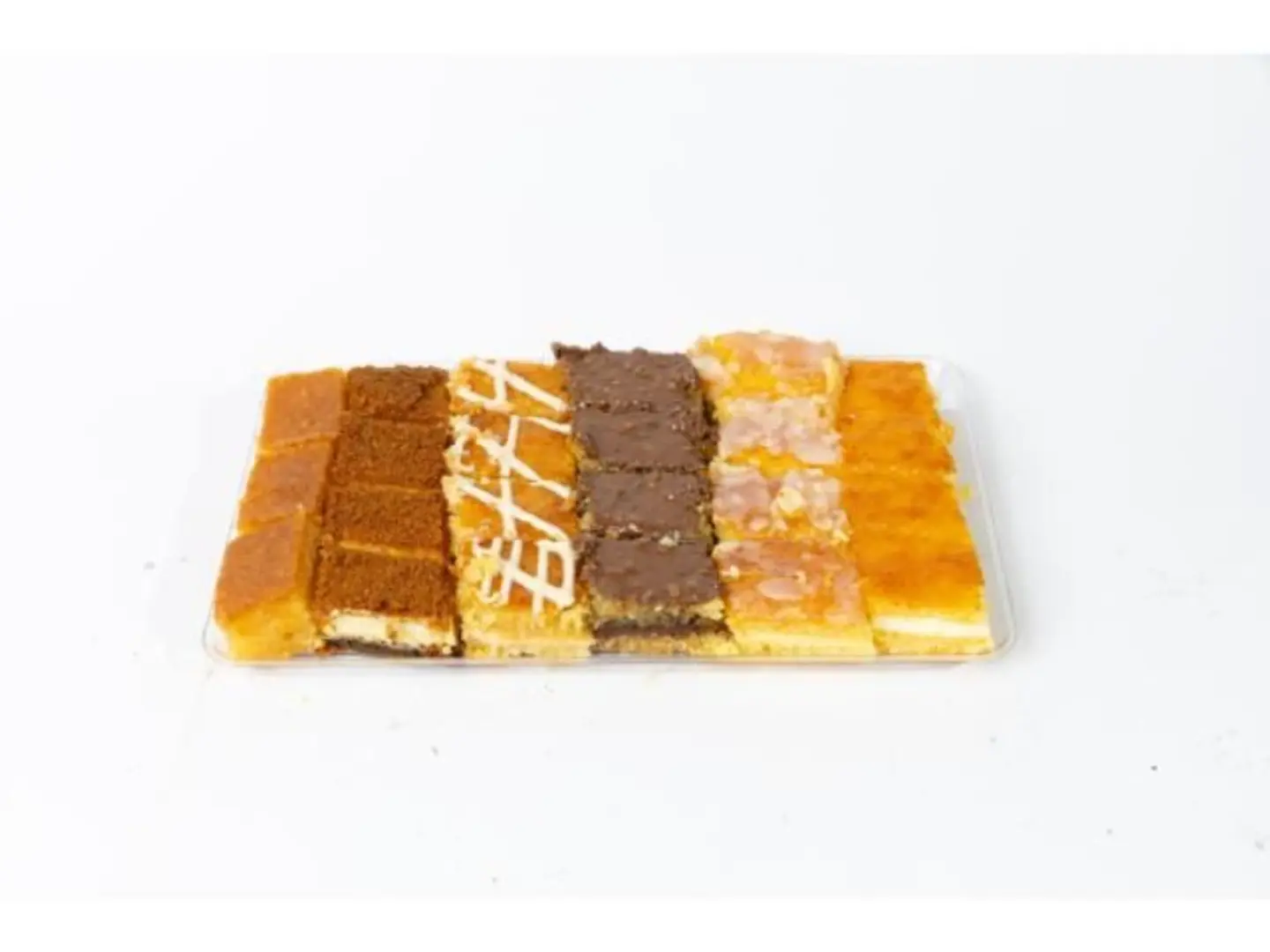 Assorted Basbousa (Medium Platter)
