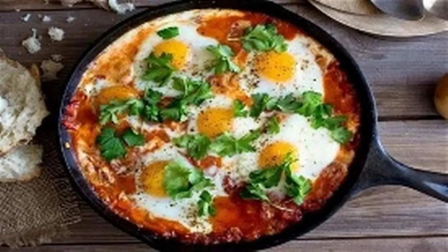 Fava Beans With Eggs