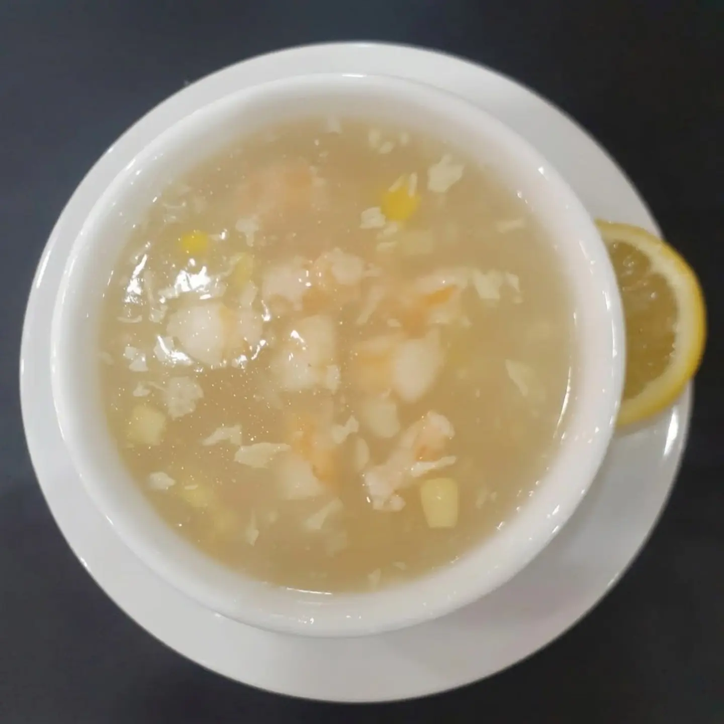 شوربة الجمبري مع الذره