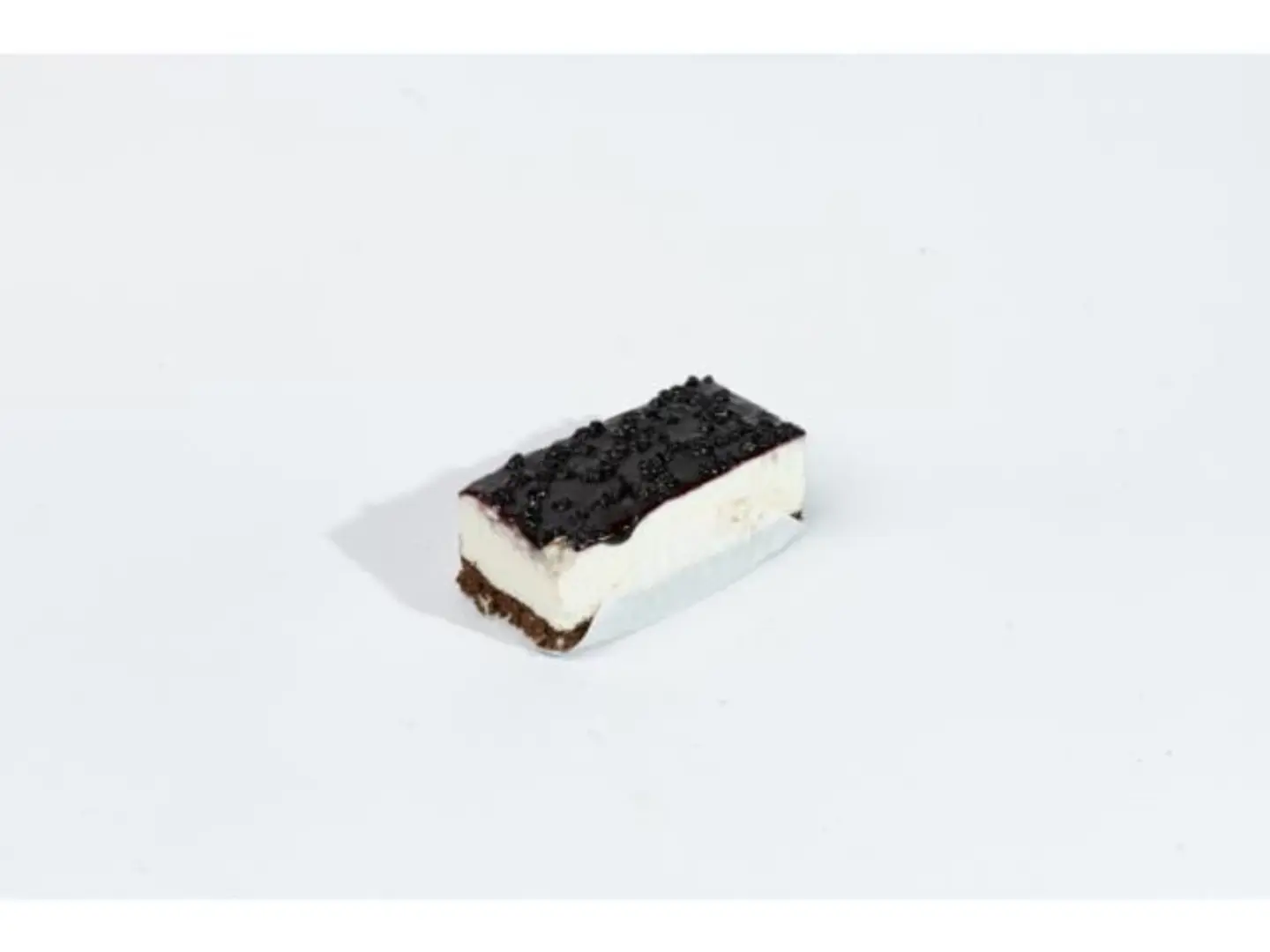 Berry Cheesecake Gâteau Slice