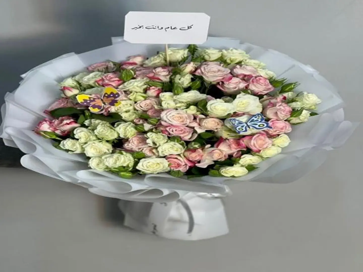 بوكية بيبي روز ابيض وردي أنيق