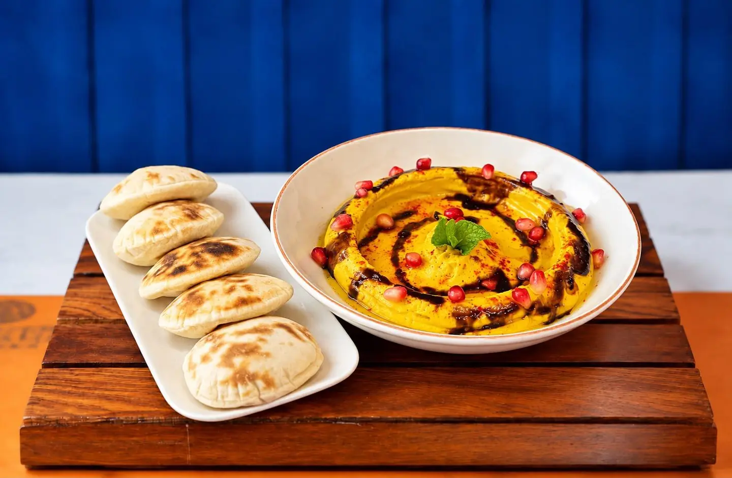 Looart Hummus