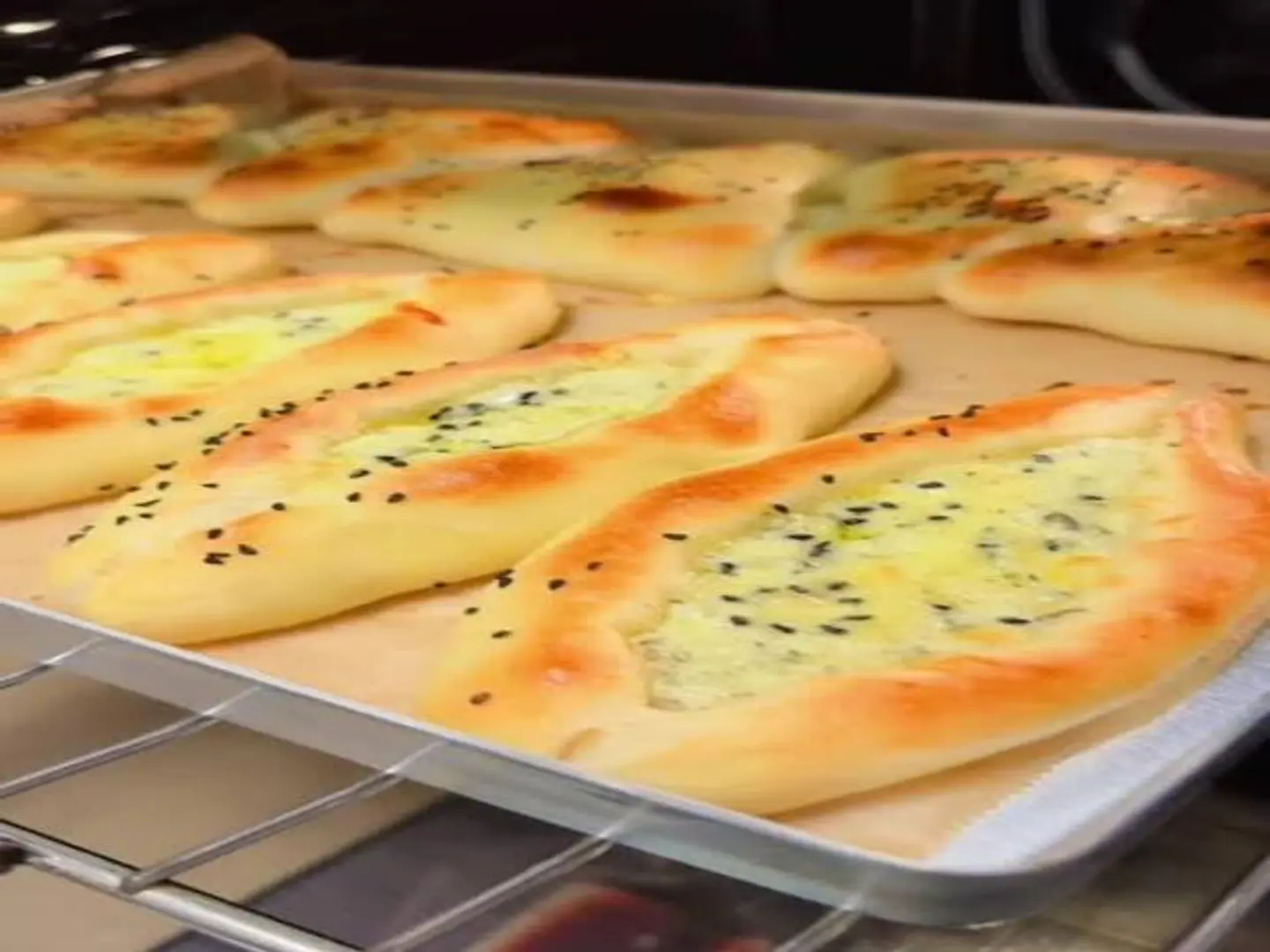 فطيرة جبن عكاوي