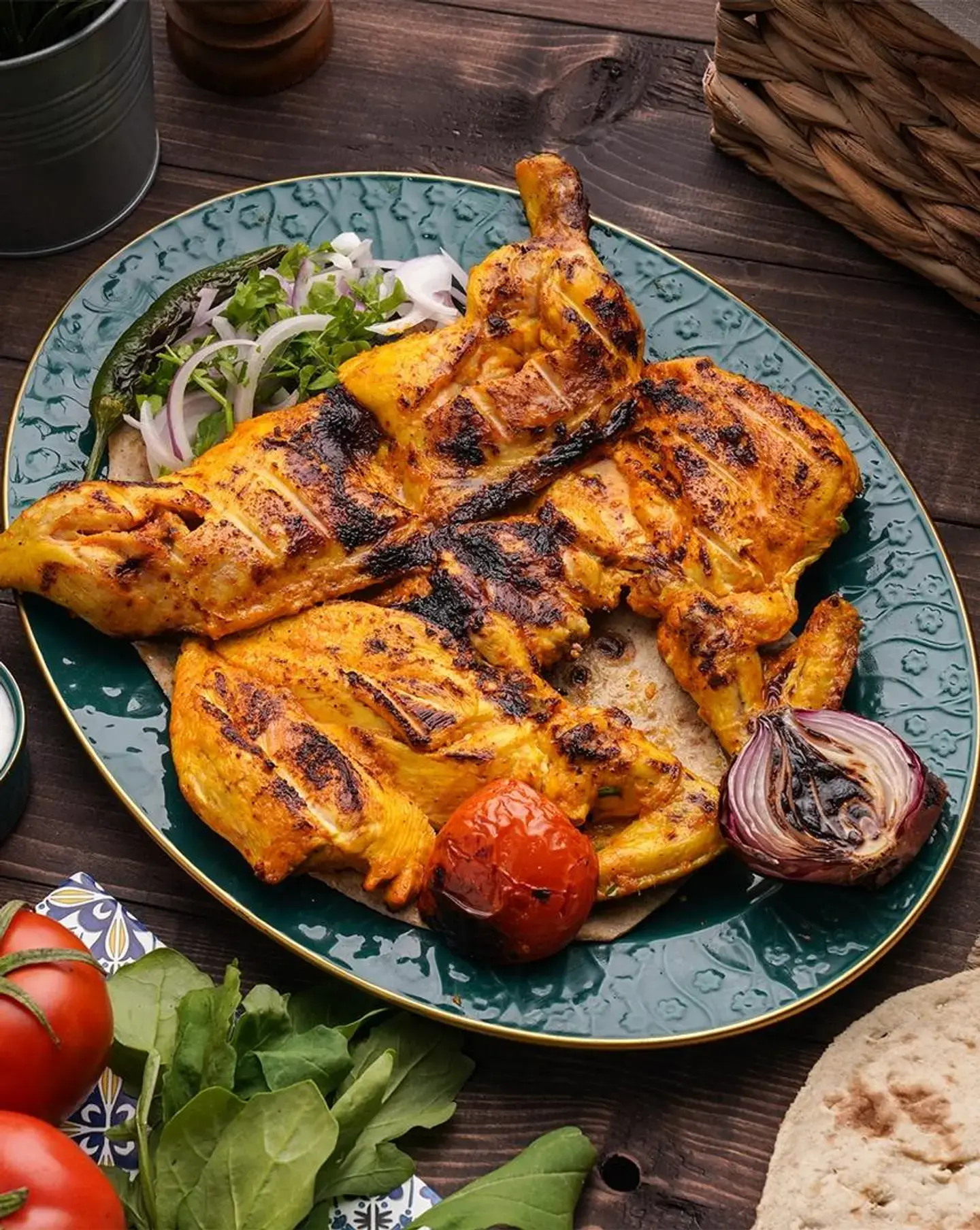 حبة دجاج على الفحم سادة