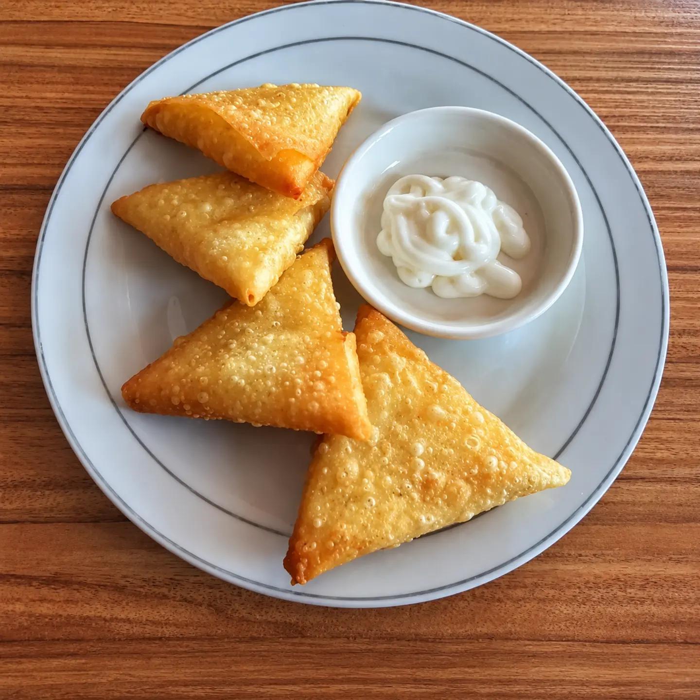 Liquid Cheese Sambosa - 4 Pieces