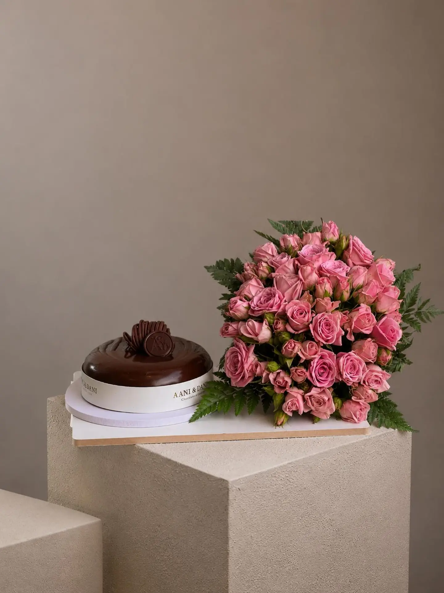 Flower & Cake Arrangement By Ani And Dani 1
