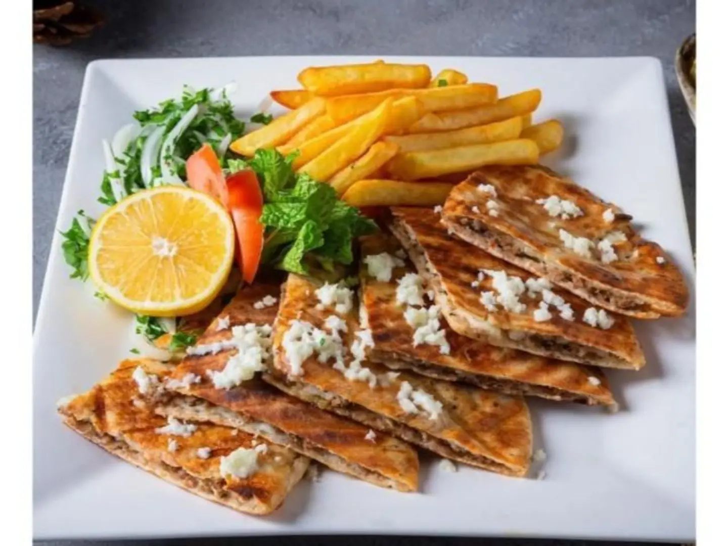 Meat Arais With Cheese