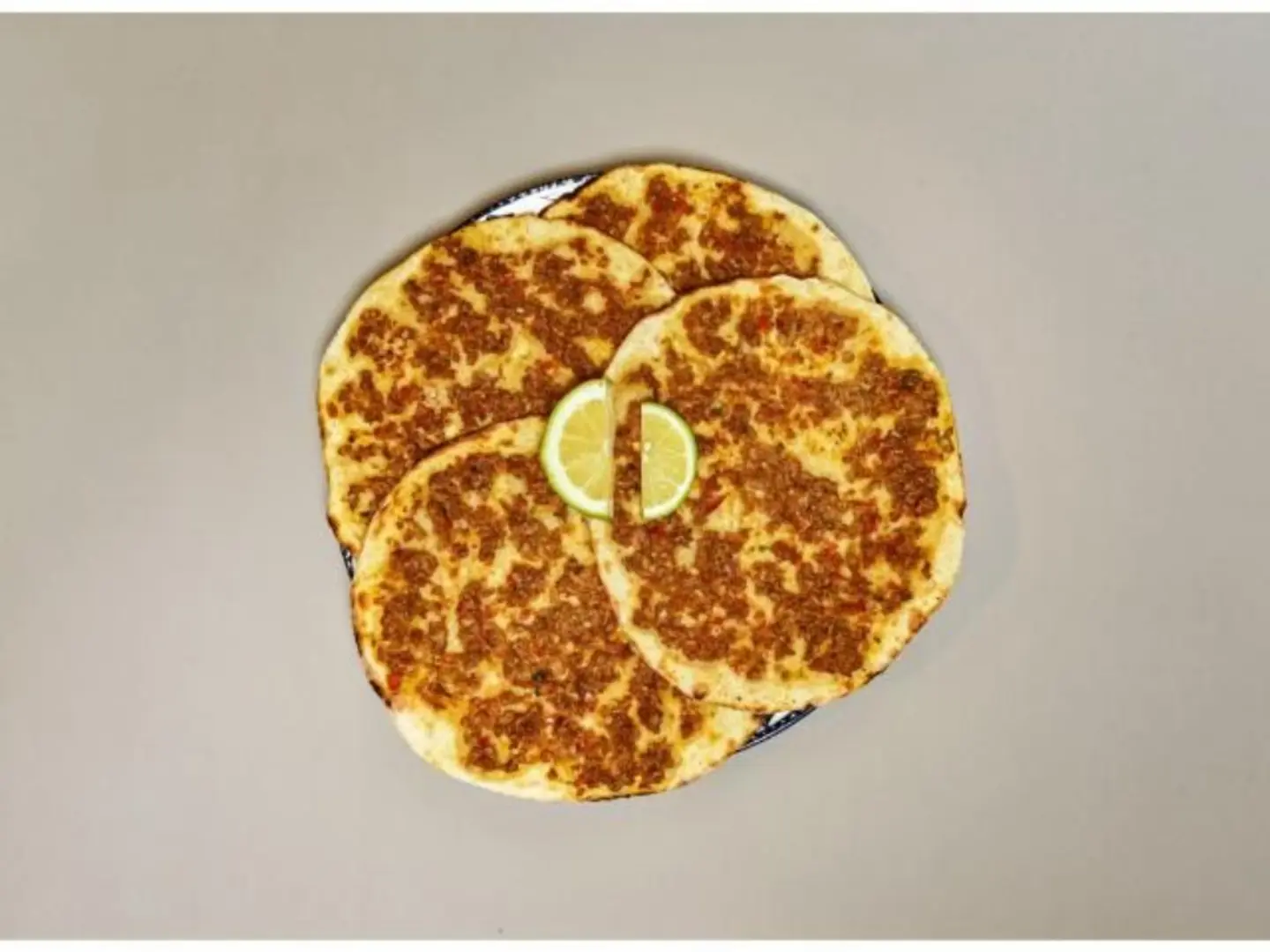 Large Shami Sfiha