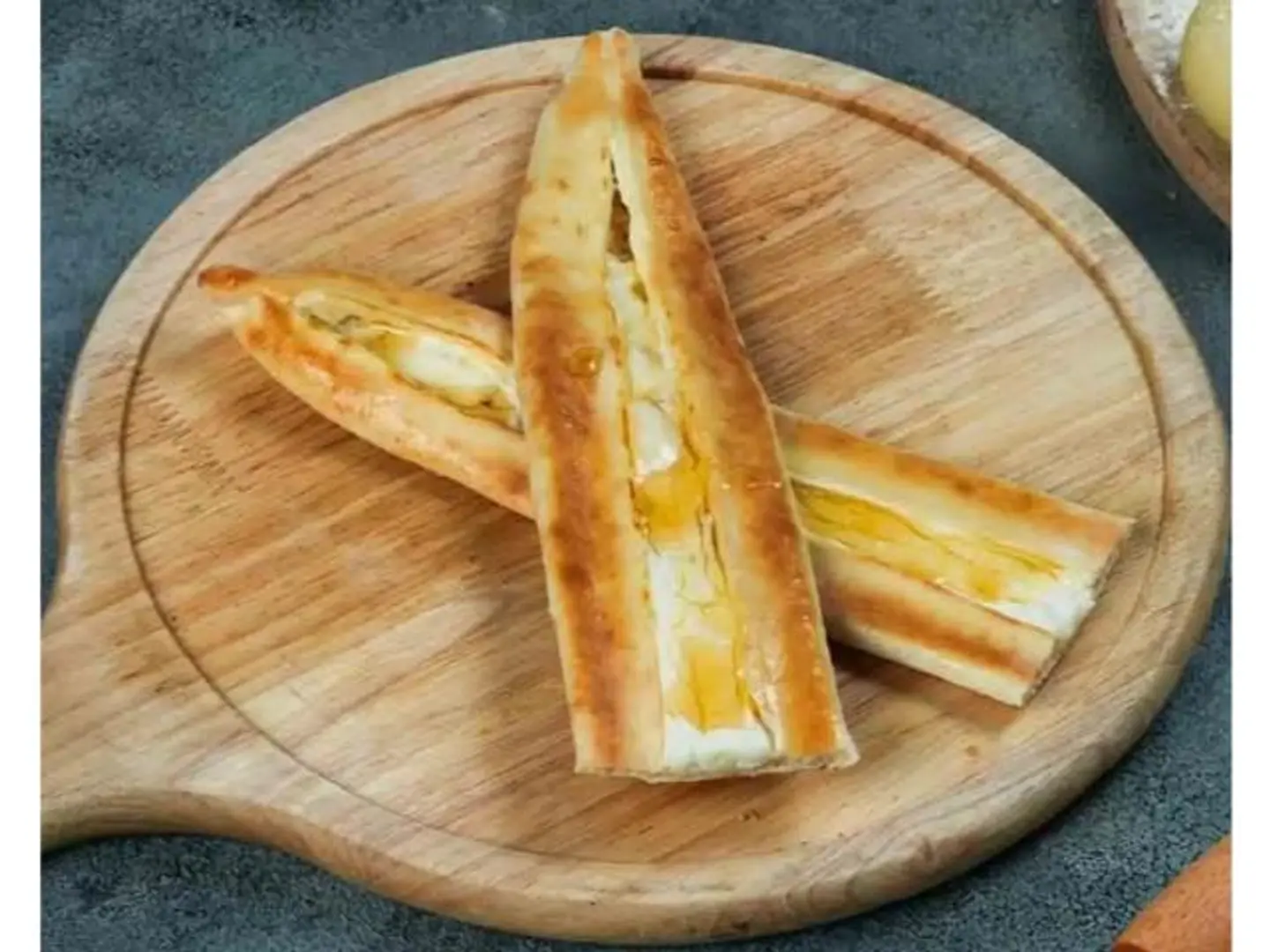 Cheese With Honey - Medium
