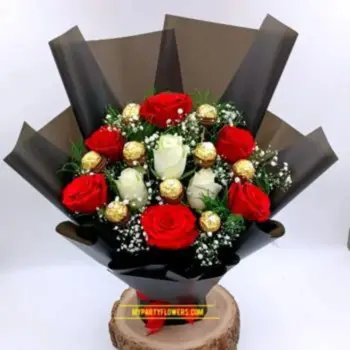 Rose Bouquet with Golden Chocolates