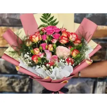 Mixed Classic Flowers Bouquet