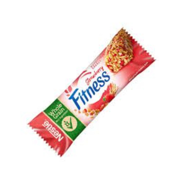 Nestle Fitness Strawberry Cereal Bar 141g