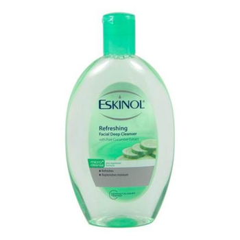 اسكينول منظف وجه مبيض مع خيار نقي لجميع انواع البشره 225 مل
