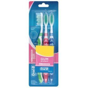 Oral B Classic Toothbrush Medium 3Pieces