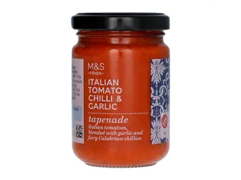M&S Food Italian Chilli Garlic Tapenade 123g