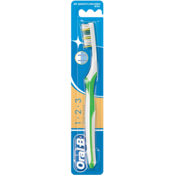 Oral B 123 Medium Toothbrush 1Piece