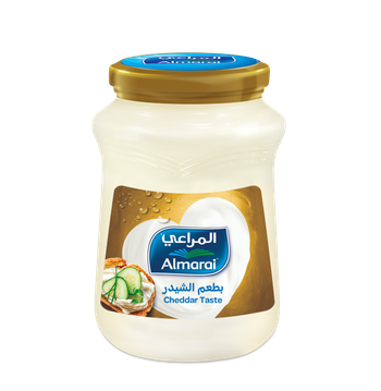 Almarai Gold Spreadable Cheddar Cheese 900g