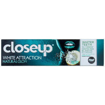 Close Up White Attraction Toothpaste Coconut Extract With Bamboo Charcoal 75Ml