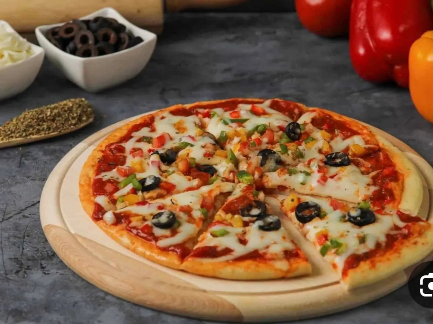 Small Chicken Pizza