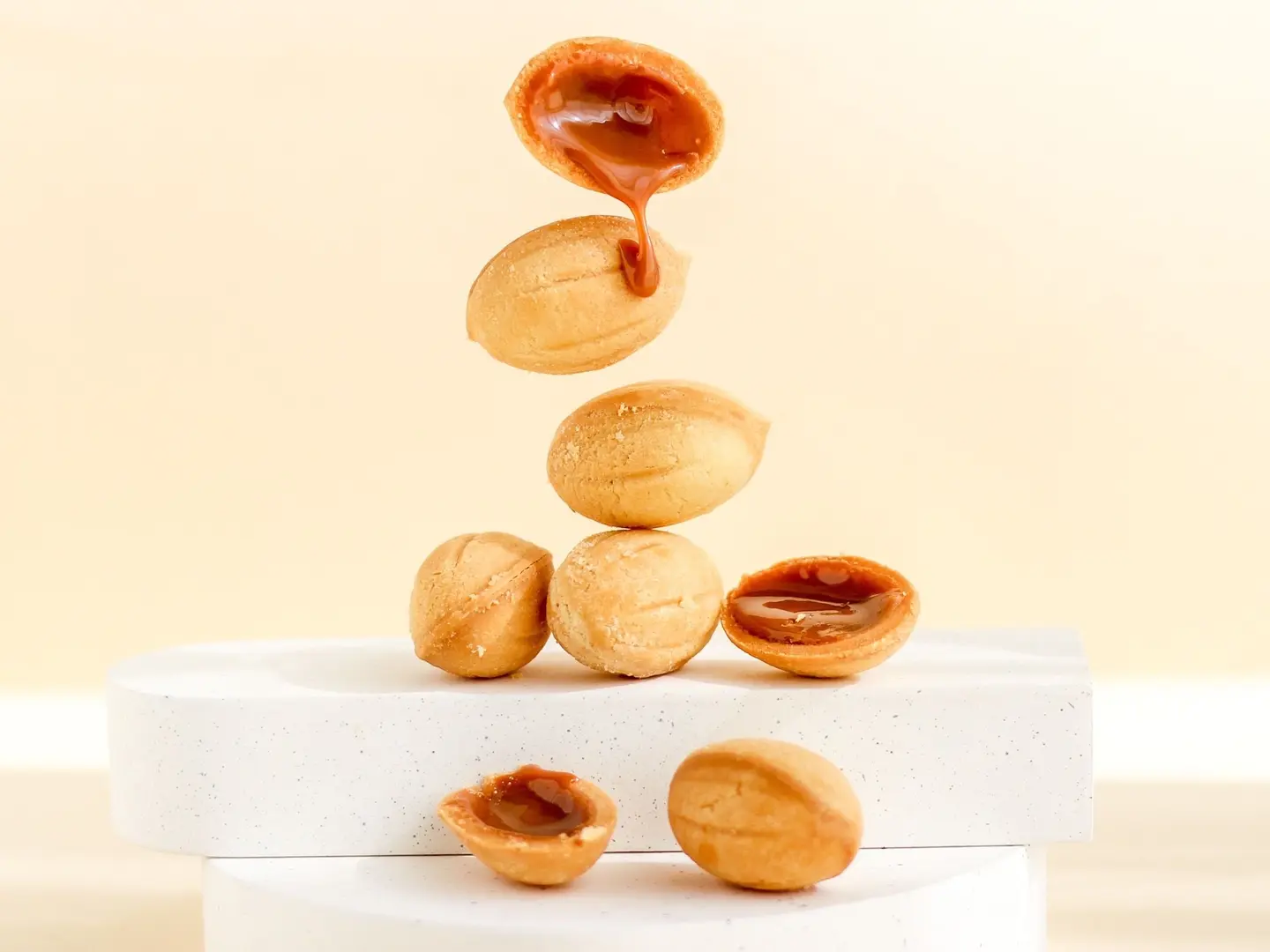 جوزية عادي بالكراميل