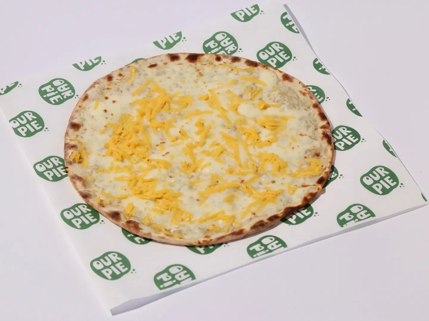 بيتزا الاجبان