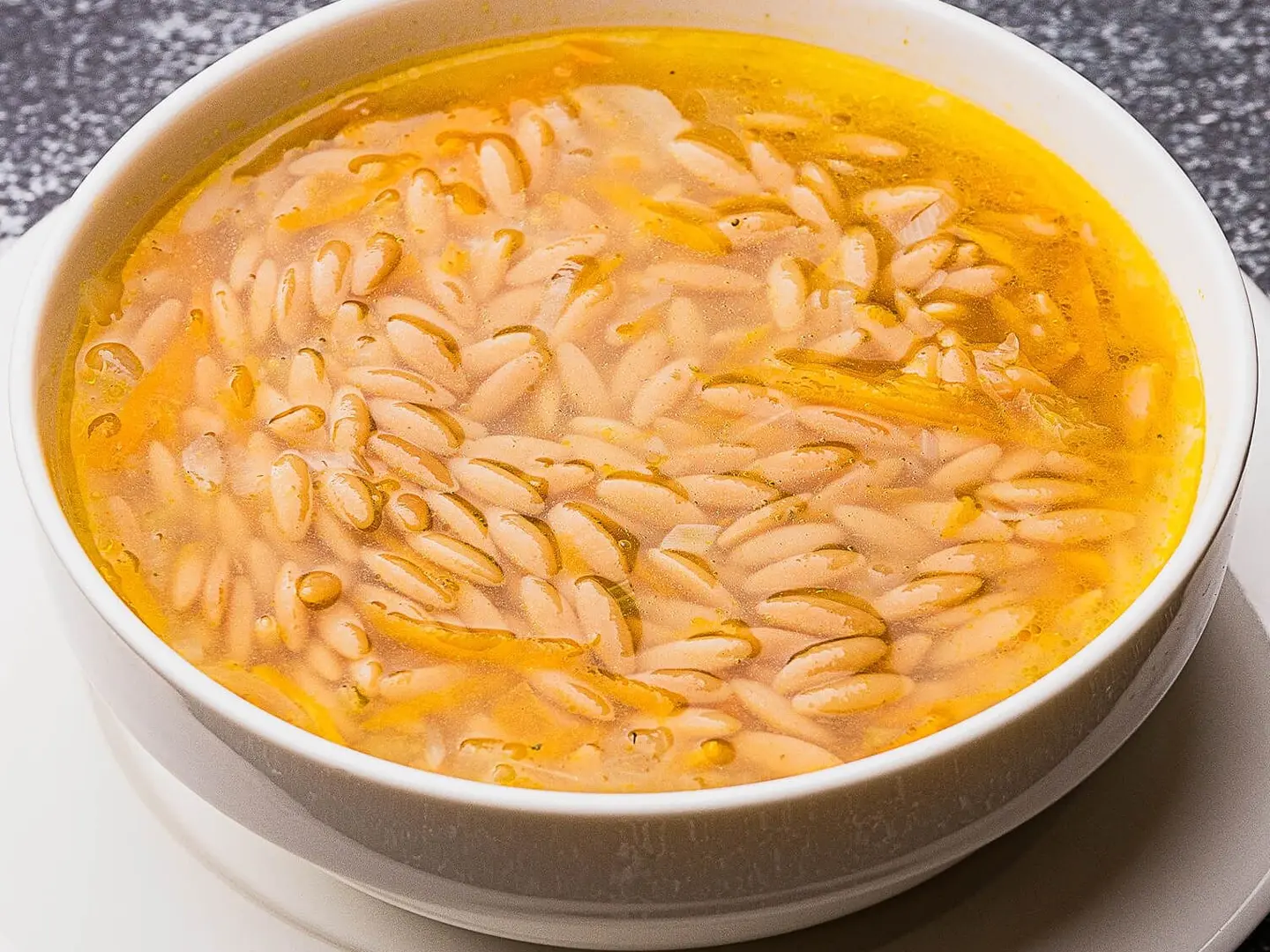 شوربة لسان عصفور