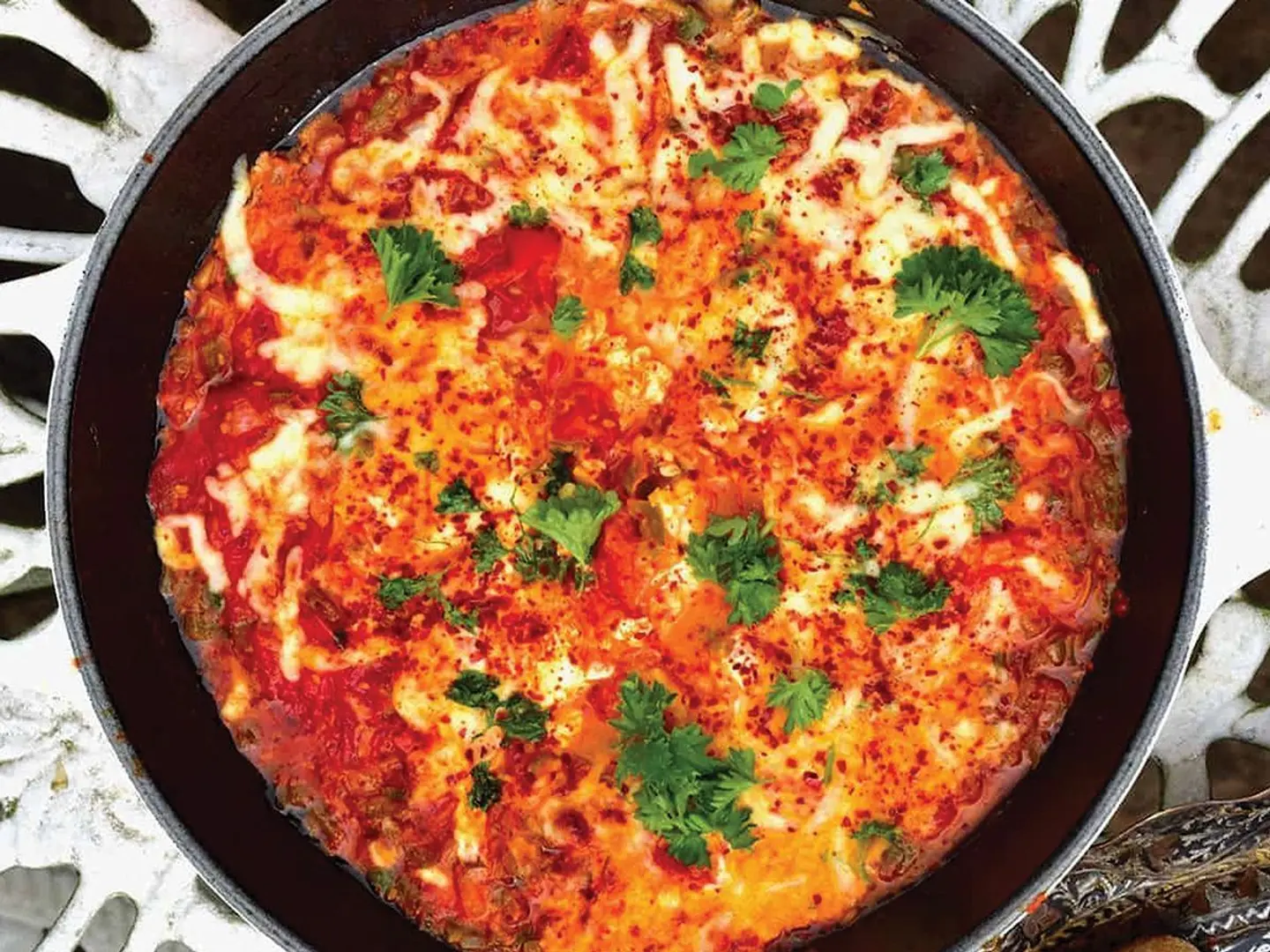 Adeni Shakshuka With Cheese
