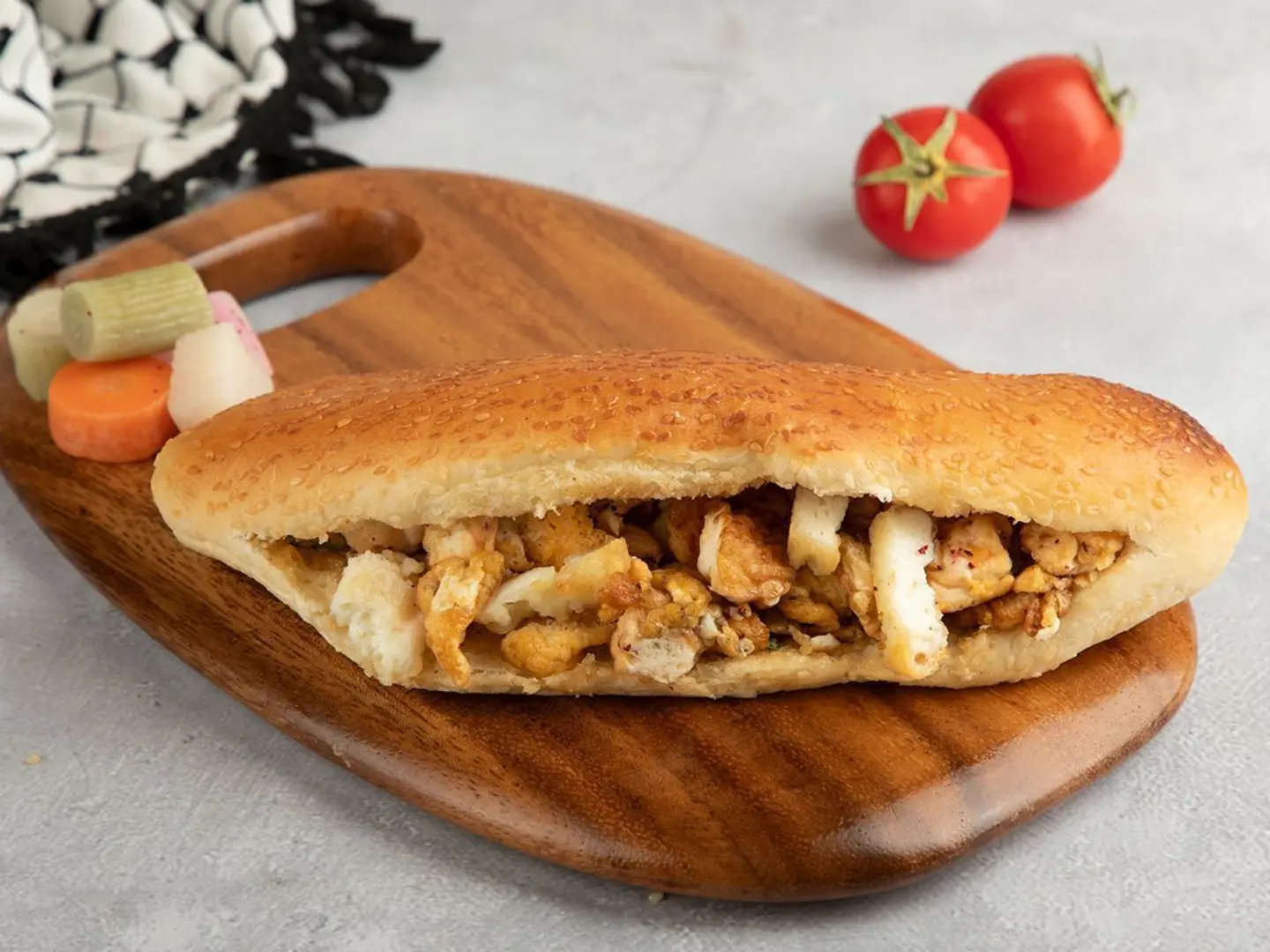 Chicken Maqlagal Samouli Cheese