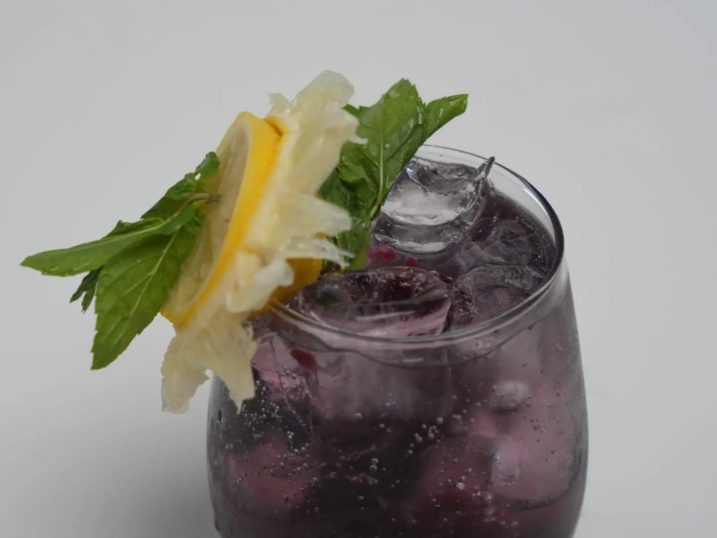 Classic Red Bull Mojito